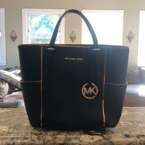 Michael Kors purse
